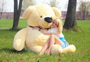 Плюшеый медведь 2,10 м