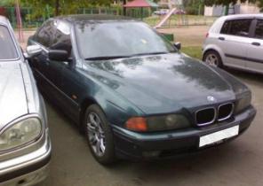 Продаю BMW 523i E39, седан, Темно-зеленый металлик