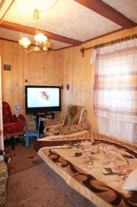 Добротный рубленый дом с сауной и капитальным гаражом в Чаплыгинском районе Липецкой области
