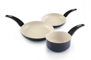 Оптовые продажи японских ножей и посуды «TOJIRO».