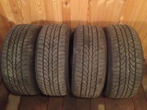 Продам шины Nokian WR SUV 255/50 R19 зимние.