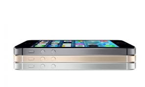 Новый iPhone 5 (S) и iPhone 5 (C) из США