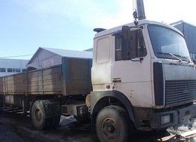 Длинномер для грузоперевозок.