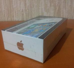 Телефоны iPhone 4, 4s