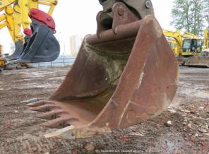 Экскаватор гусеничный Volvo EC210 BLC