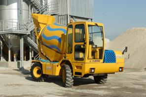 Самозагружающийся бетонносмеситель DAVINO EXCLUSIVE 450.2