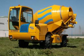 Самозагружающийся бетонносмеситель DAVINO RUNNER 560.2