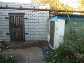 Продаю дом с участком и гаражом