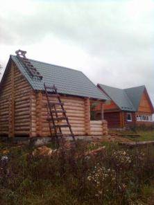 Продается земельный участок с домом и срубом бани