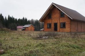 Дом 200 кв.м и уч-к 15сот. в коттеджном поселке