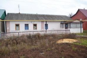 Кирпичный дом с участком 20 соток рядом с центром в г. Данкове Липецкой области