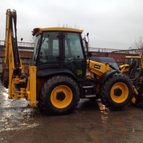 Экскаватор погрузчик JCB 4cx 2010 г c новой резиной, гидролиния