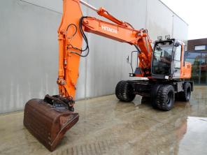 Hitachi Zaxis 130 W- .