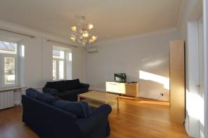 ��������� �������� 3-� �������� 7��� ������ �� �.������� ��.�������� ��� �. 3/1