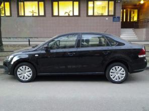 Volkswagen Polo, седан, 2011 г. в., автомат
