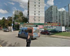 Торговые 213 кв. м на выходе из метро