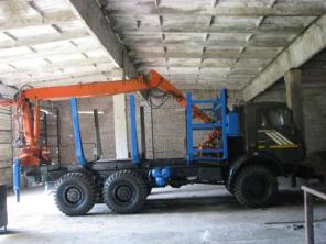 Лесовозы на базе Камаз 4310 и Урал 4320 внедорожники с манипулятором.