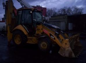 Продаем экскаватор-погрузчик CAT 428E (2011 г.)