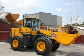 Карьерный фронтальный погрузчик Lq 956 / Lq 953