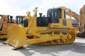 Запчасти для бульдозера Komatsu D275