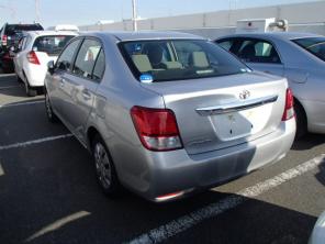 Продаю Toyota Corolla 2012 года, отличное состояние