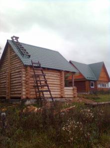 продается земельный участок с домом и срубом бани
