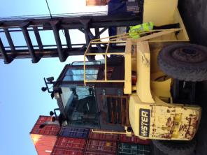  Hyster