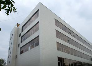 Офис (51 кв.м)в БЦ «Ультрамарин» (ст.м. Ботанический Сад).