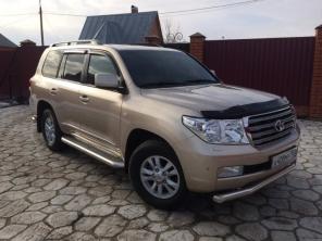 Продается автомобиль Toyota Land Cruiser 200