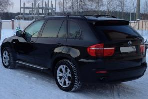 BMW x5 2008 года выпуска в максимальной комплектации