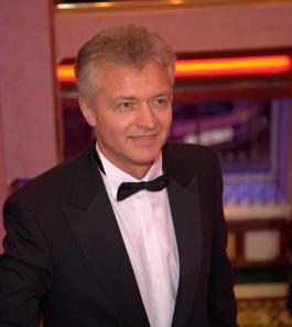Ваш Ведущий, тамада и DJ, певец, музыкант на праздник!