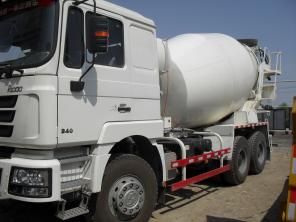 Автобетоносмеситель HOWO ZZ5257GJBN3847D1 2014 года