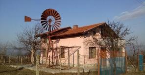 Болгария! Двухэтажный дом в городе Българово!