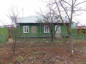 Добротный рубленый дом с участком 10 соток в г. Усмань Липецкой области