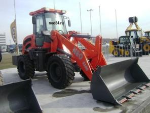 Фронтальный погрузчик Neo S300