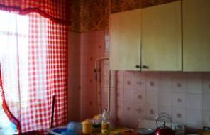 Двухкомнатная квартира с застекленной лоджией по ул. Мира в г. Данков Липецкой области
