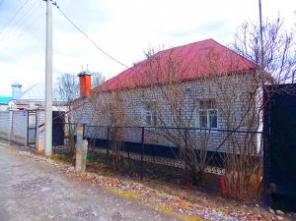 Кирпичный дом с участком 14 соток в г. Усмань Липецкой области