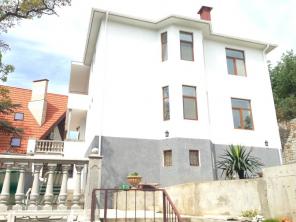 Продаю трехэтажный дом (от хозяина), Крым