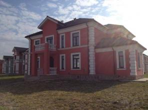 Коттедж 240 м2 на участке 18 сот.