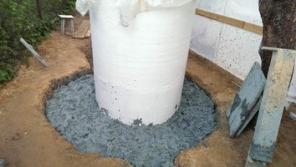 Колодцы питьвые и техн глиняный замок водопровод
