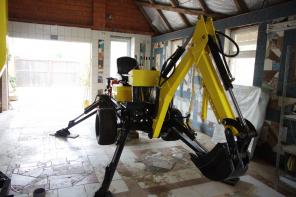 Мини-экскаватор прицепной HBP-13 (335.000 руб.)
