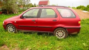 Продаю Fiat Palio Weekend 2000 года
