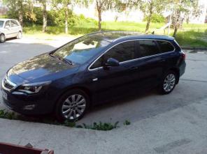 Продам Opel Astra J
