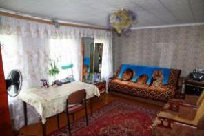 Добротный рубленый дом с участком 12 соток в центре г. Данков Липецкой области