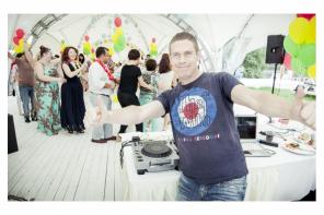 Ди-джей и ведущий на свадьбу, юбилей, праздник