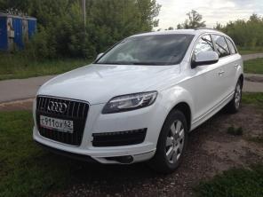 Продаю белую ауди Q7 2011 г.в. в отличном состоянии
