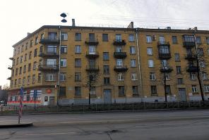 Продажа комнаты в 3-к кв., СПб, Красногвардейский р-н