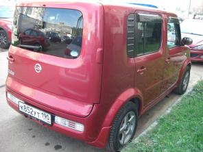 Продаю отличный автомобиль Nissan Cube