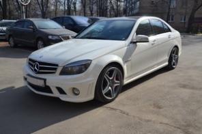 Продаю Mercedec-Benz C63 AMG 2011г.