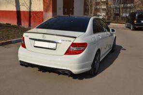 Продаю Mercedec-Benz C63 AMG 2011г.
